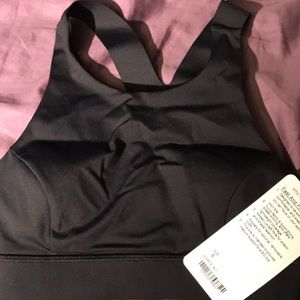 Lululemon sports bra- new